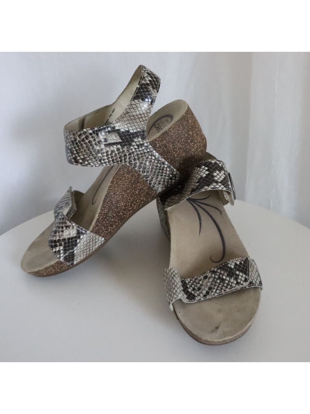 ABEO B.I.O.system “Una Metatarsal” Snake Skin Print Wedge Sandals - Picture 14 of 16